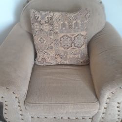 Chair And Otman Light   Make  Well 