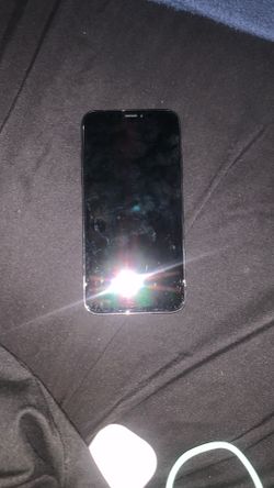 iPhone XS It Needs A New Screen