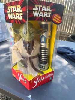 Star Wars Interactive Yoda with Lightsaber