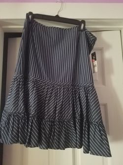 Ladies new skirt size 12