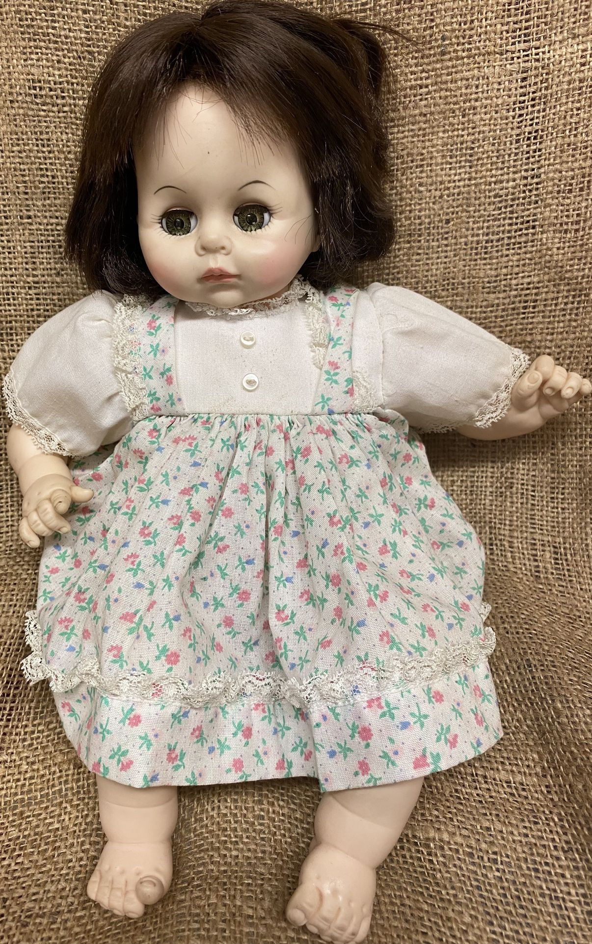 Vintage Sleepy Eyes (blinking) Madame Alexander Baby Doll