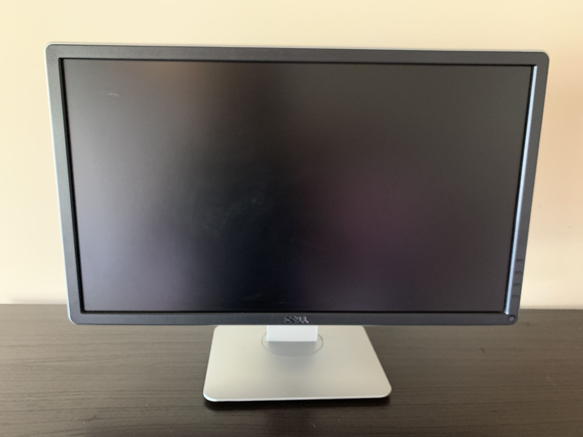 Dell P2314Ht 1920 x 1080 Resolution 23" WideScreen LCD Flat Panel Computer Monitor Display