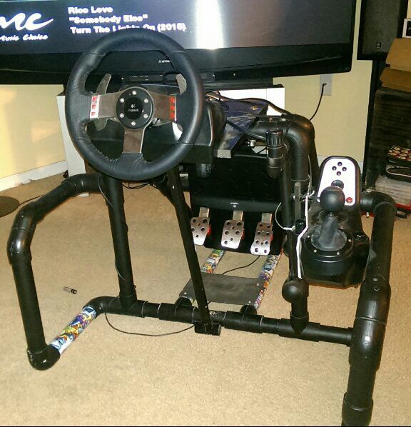 Logitech g27, wheel stand pro, fanatec handbrake for Sale in Kirkland, WA -  OfferUp