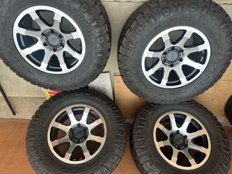 17 MB MOTORING WITH NITTO GRAPPLER TIRES LT285/65/17