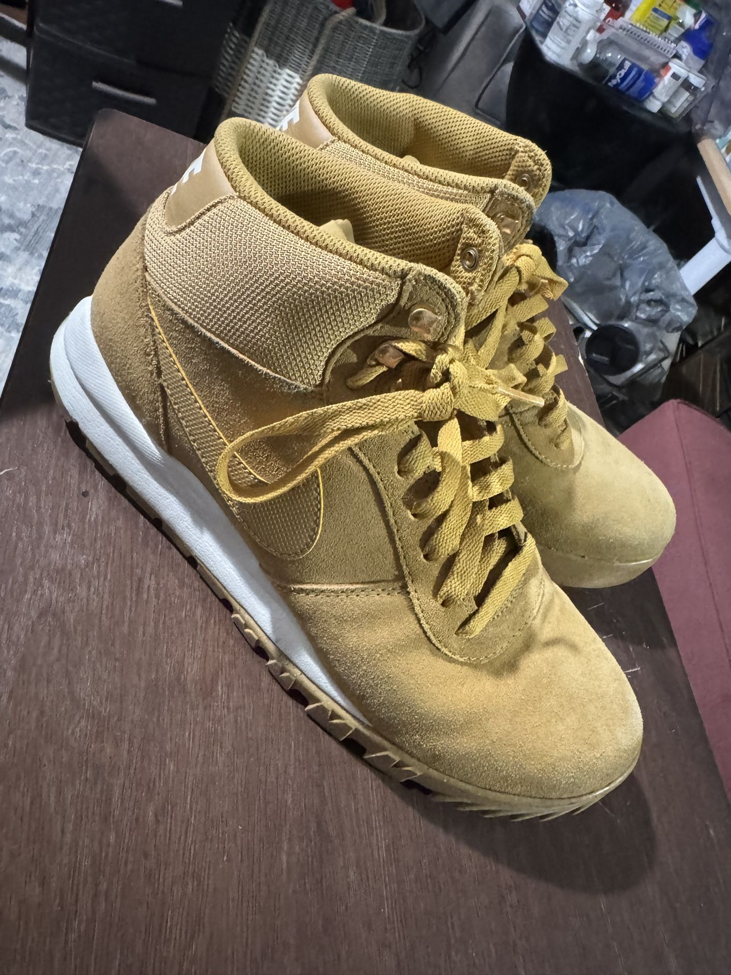 Nike Snow/work Boots Barely Wore