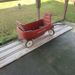 Radio Flyer Wagon