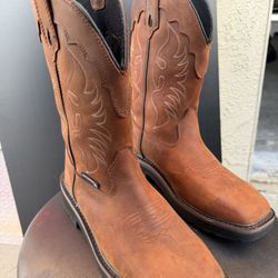 WOMEN'S RANCHER BOOT