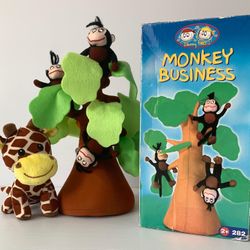 Jungle Plush Set (Monkeys with Tree & Giraffe)