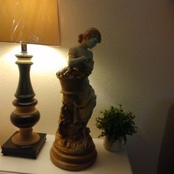 Statue 