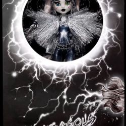 Mattel Monster High Voltageous Frankie Stein Sdcc 2022 Doll