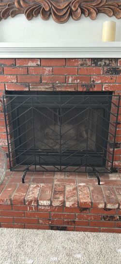 Fireplace shield