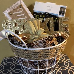Gift Basket - Love