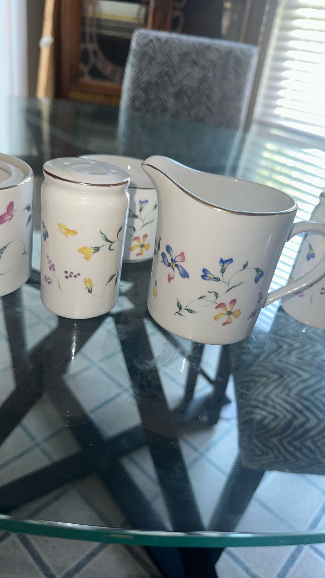 Fine China Full Set