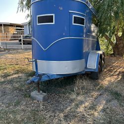 Two Horse Tráiler 