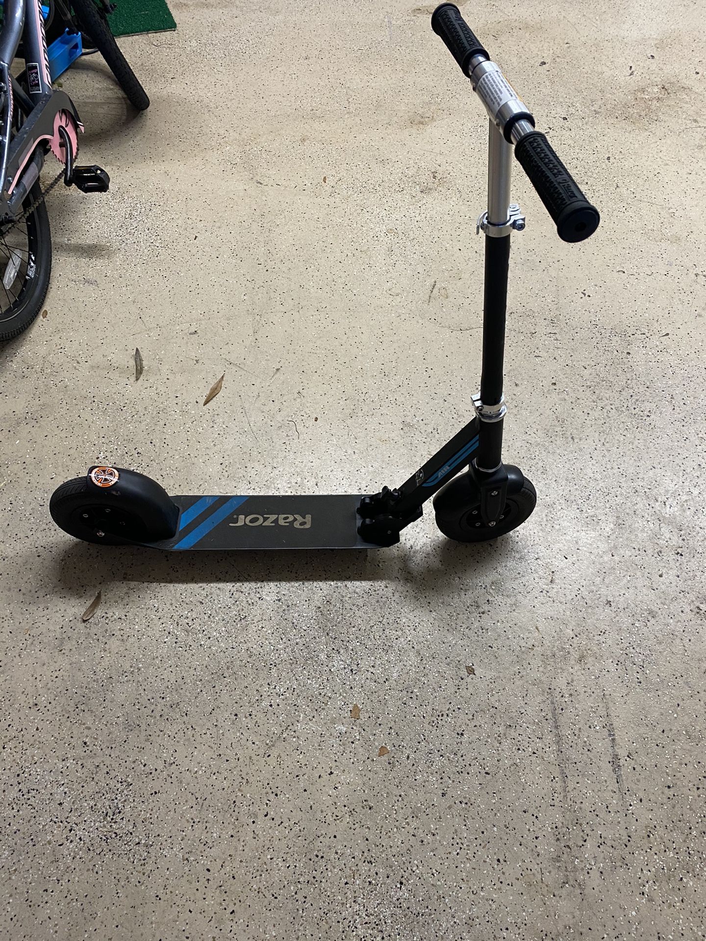 Razor A5 Air Kick scooter