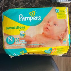 Pampers size N 32 Count