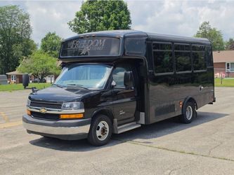 2020 Chevrolet Express 4500 Handicap Shuttle Bus No CDL Front & Rear AC