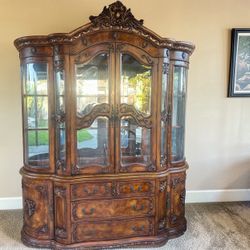 China Dresser/ Cabinet Furniture Send Offers
