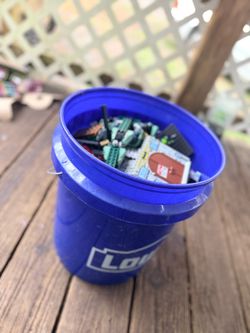 5 gallon Bucket of LEGO sets