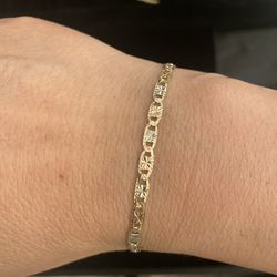 14k Gold Bracelet 