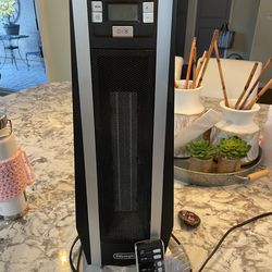 DeLonghi Portable Heater with remote