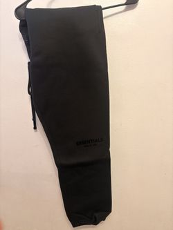 SWEATPANTS