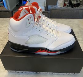 Jordan 5 Fire Reds Silver Tongue 9.5 2020 Deadstock 