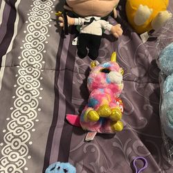 Lot of stuffed animals