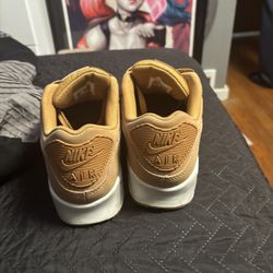 Nike Air Max Sneakers Size 9.5 Men's 