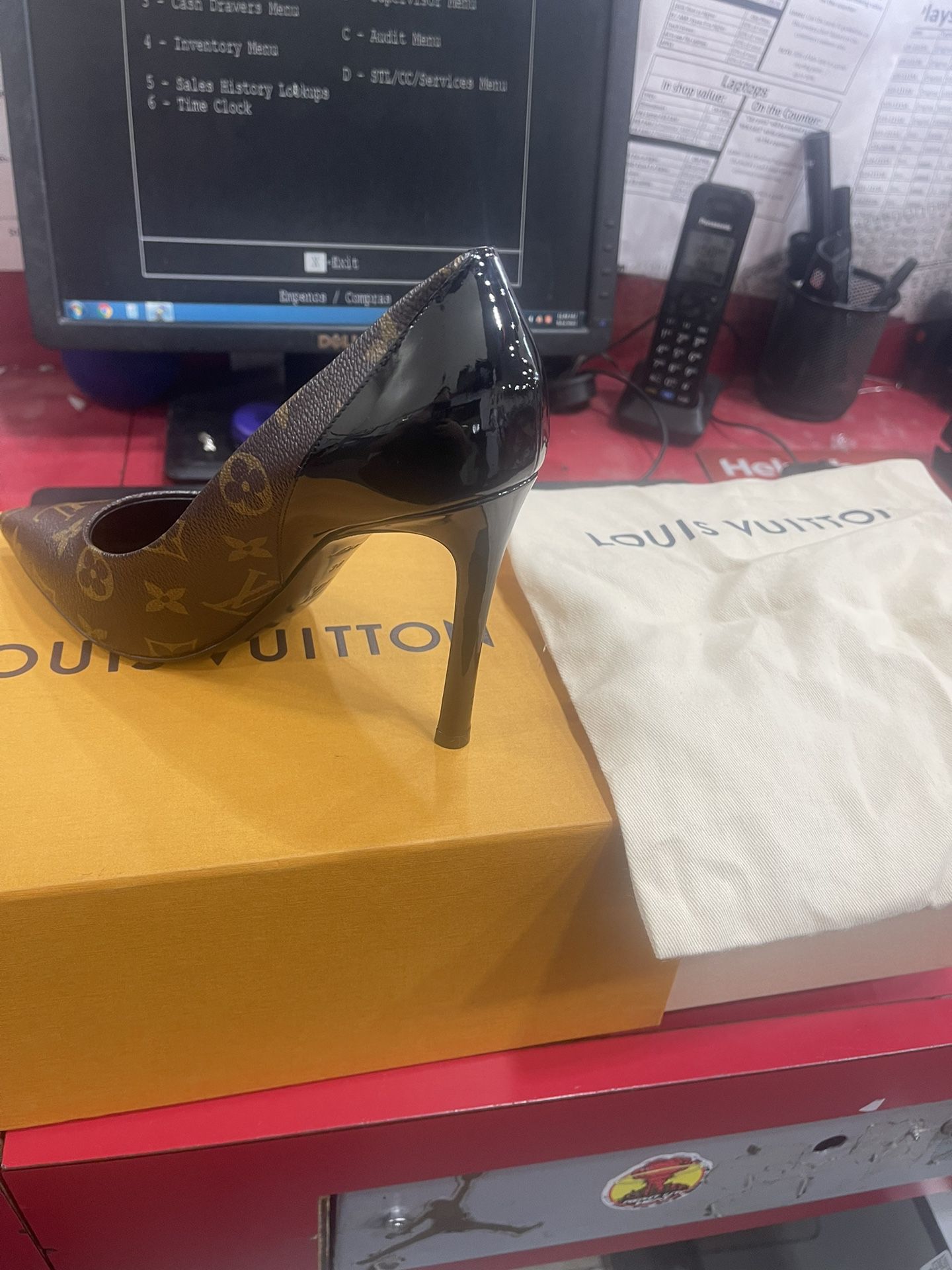 Louis Vuitton Shoes / Heels / Pumps - Authenticated for Sale in Houston, TX  - OfferUp