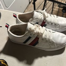 Tommy Hill figure Shoes Size 8