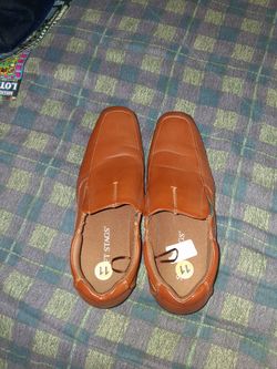 Size 11 dress shoe