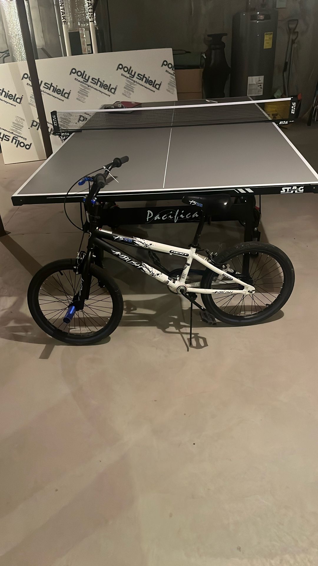 AMBUSH kids bike
