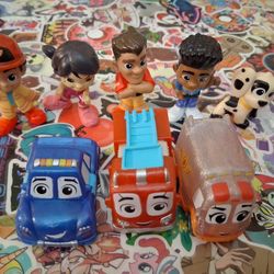 Disney Jr's Firebud Figure Set