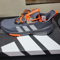 *NEW* Adidas Kaptir 4.0 K Shoes Size 6 with Tags and Box