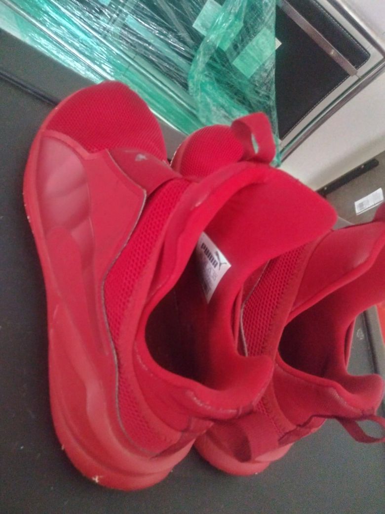 Free red puma shoes used. Size 6.5