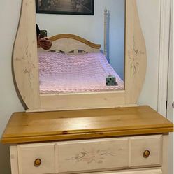 Full Bedroom Set With Mattress 