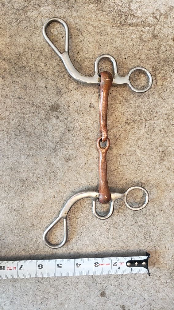 Copper and stainless snaffle bit