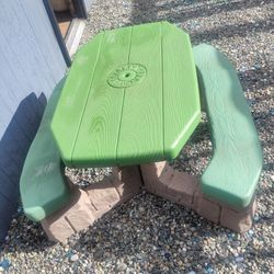 Step 2 Kids Picnic Table