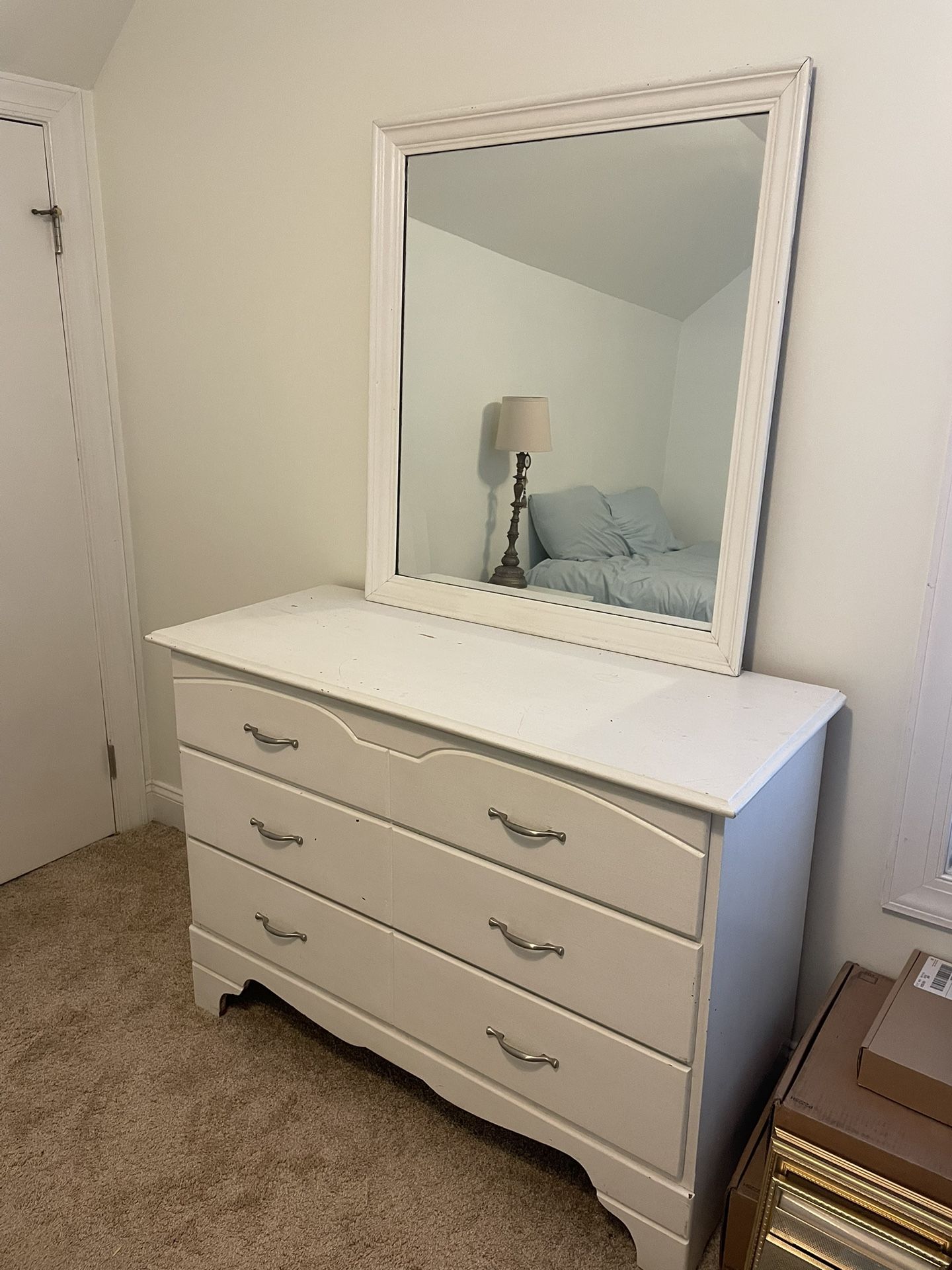 White Wood Dresser