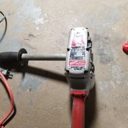 Milwaukee 1/2 Angle Drill Hole Hawg