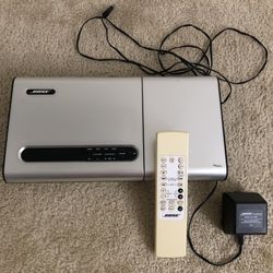 Bose Lifestyle Model 5 music center with remote and charger
