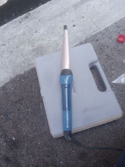 Remington Pro 1" Titanium Ceramic Straight Barrel Curling Wand in ocean blue.
