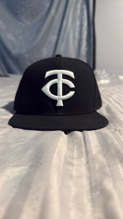 Twins SnapBack 