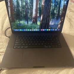 MAC BOOK PRO 16 inch 48gb