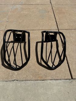 Toyota FJ Cruiser Tail Light guards