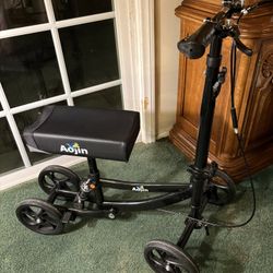 Knee Scooter In New Condition! $60.00