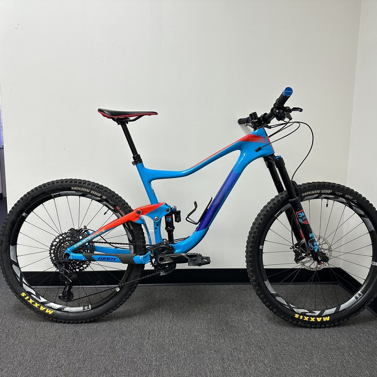 2018 Giant Trance 01 