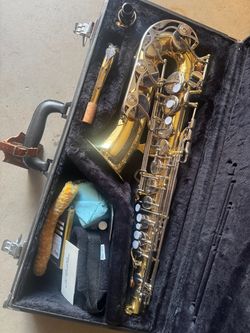 Yamaha alto saxophone mother of pearl keys