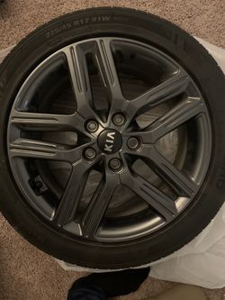2020 Kia Forte Gt-line RIMS AND TIRES (whells) 225/45/17